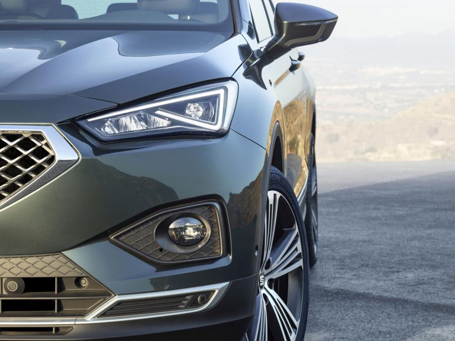 Детали экстерьера Seat Tarraco Xcellence 2019 года  (WW) (фото 4 из 46)